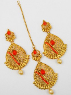 earrings_with_tikka_1220ER27716